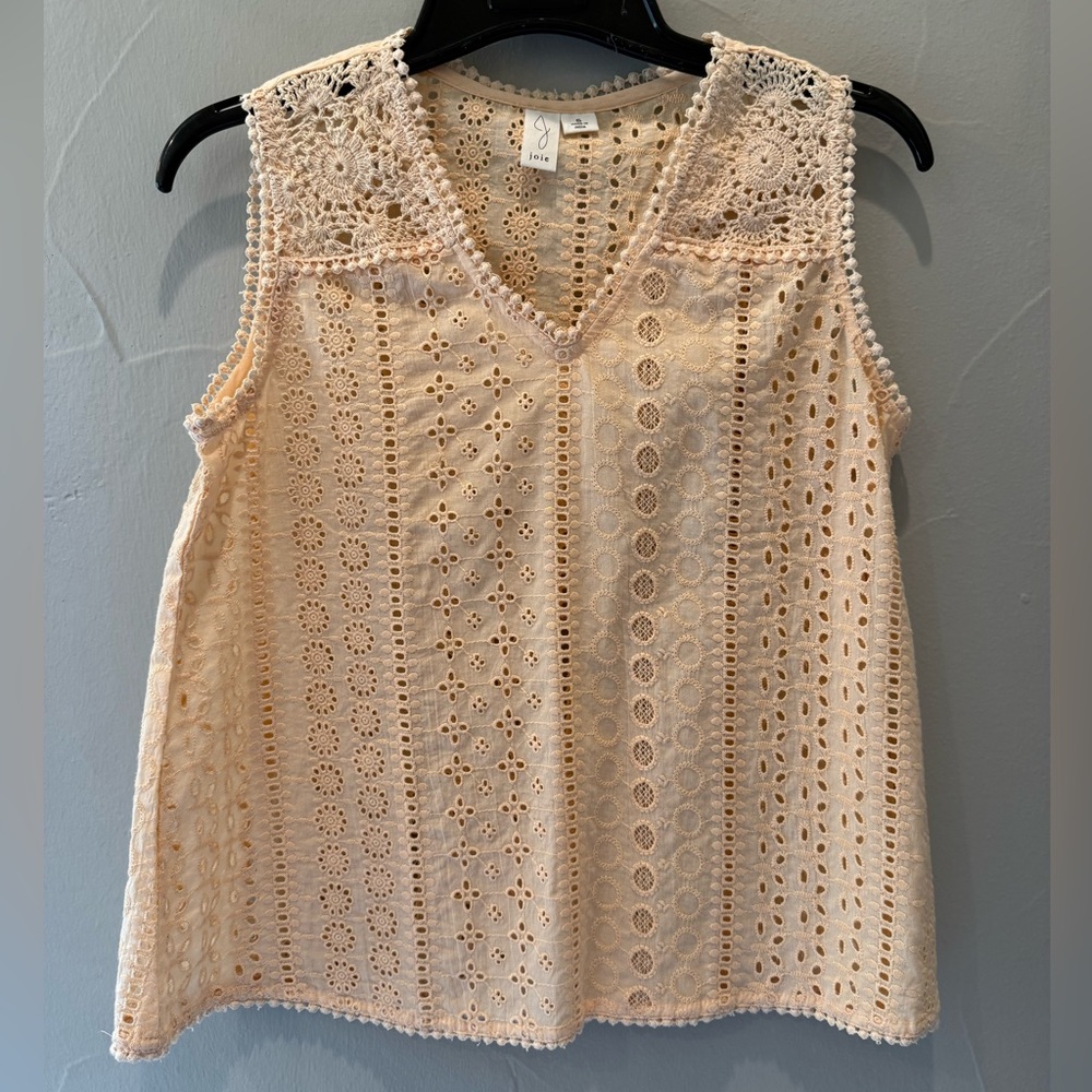 Peach Eyelet Sleeveless Top